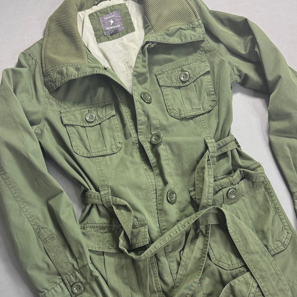 Forever 21 Women Olive Green Utility Field Jacket Belted Pinstripe Lining Size M
